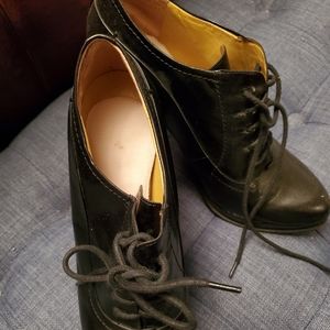 Nine West high shoe bootie